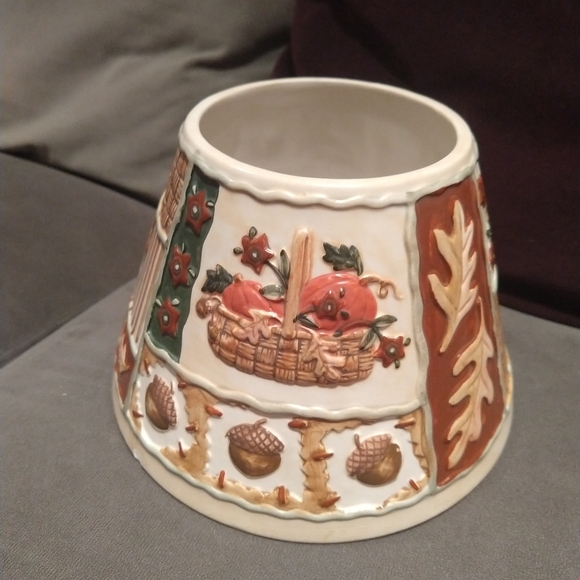 Yankee Candle Fall Jar Candle Topper - Picture 2 of 6